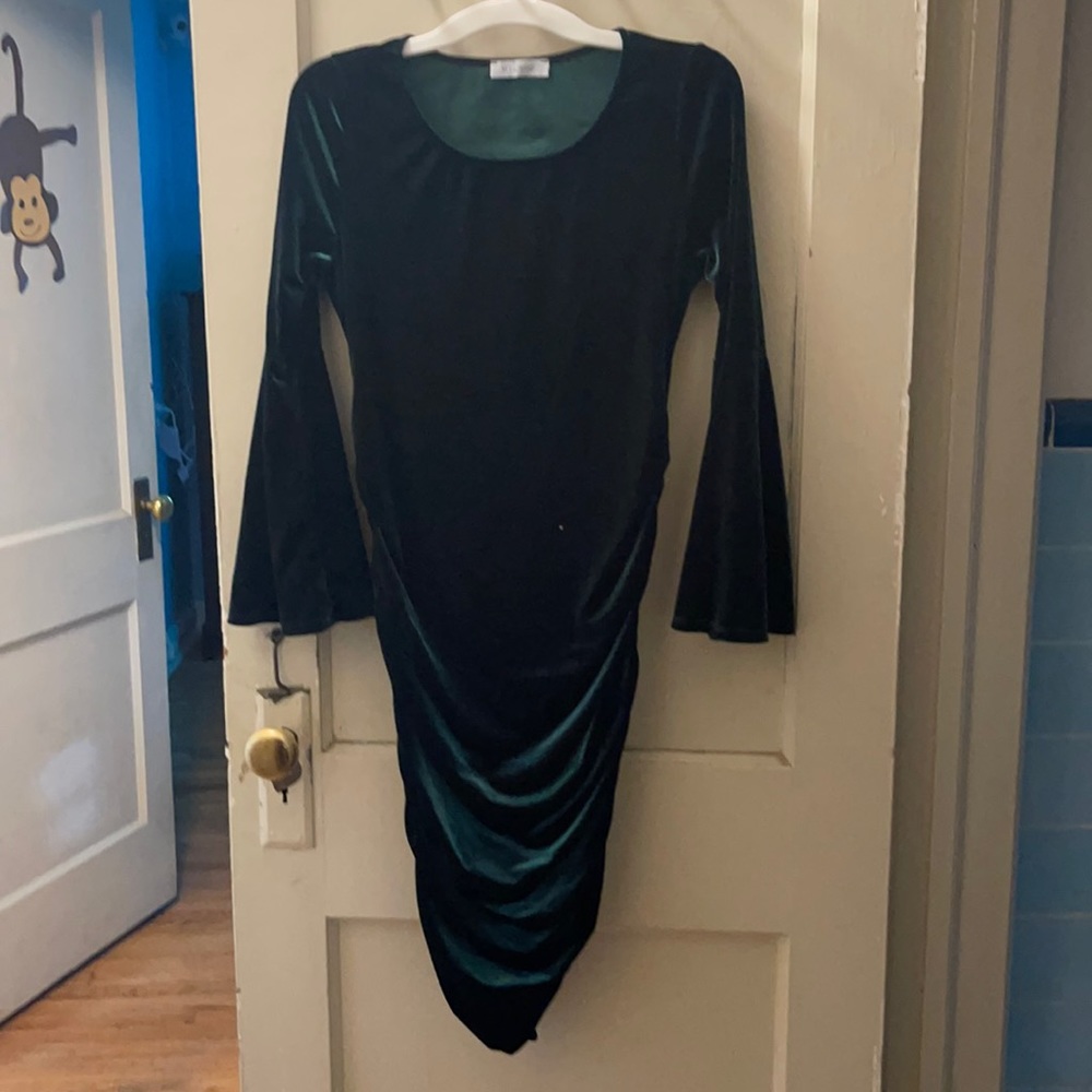 My bump formal maternity dress. Green large